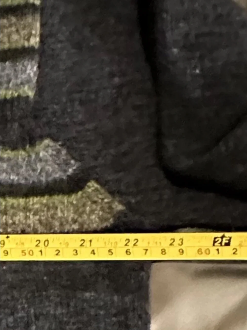 Geoffrey Beene Crewneck Sweater with Gold and Gray Stripes 100% lambs wool